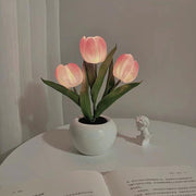 Tulip Lamp - LED Replica Tulip Table Lamp With Flower Vase For Desktop Decoration. Suitable For Home, Living Room, Desktop Decoration, Holiday Gifts, Atmosphere Decoration Lamps. Powered By USB